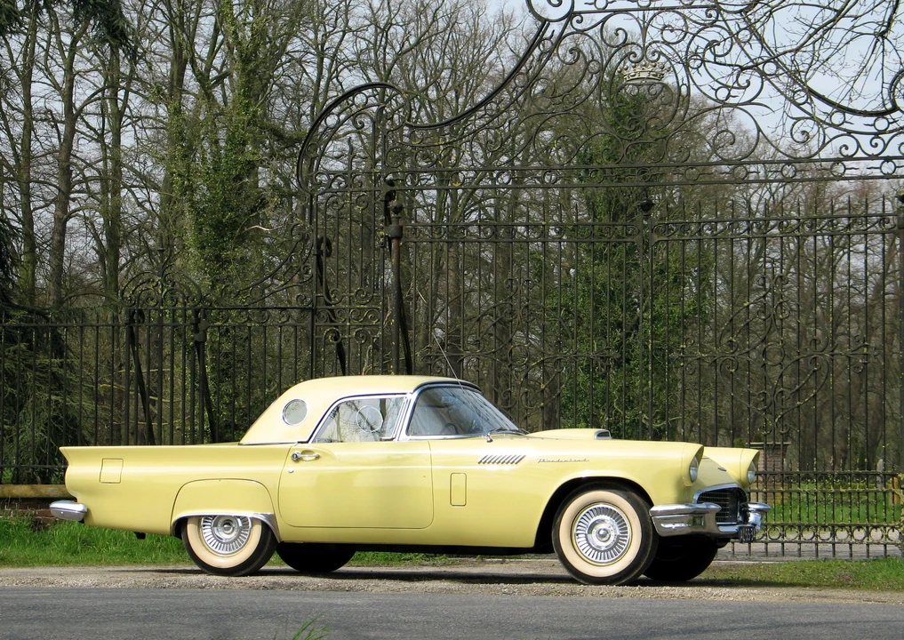 1957 Ford Thunderbird 1st Gen - Image 17 of 24