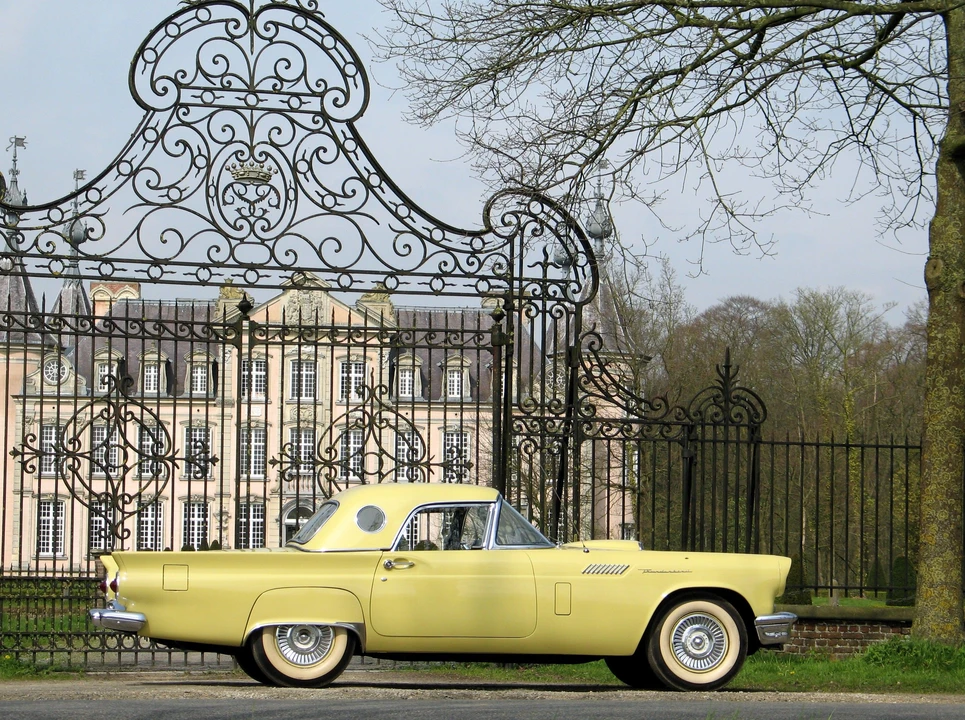 1957 Ford Thunderbird 1st Gen - Image 19 of 24