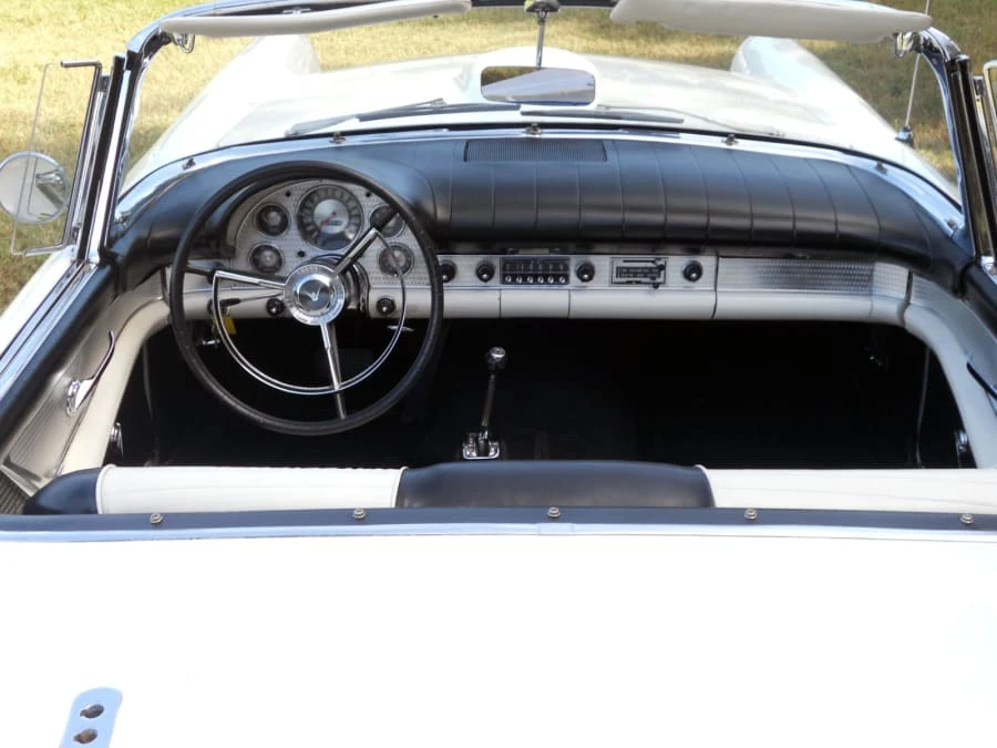 1957 Ford Thunderbird 1st Gen - Image 4 of 8