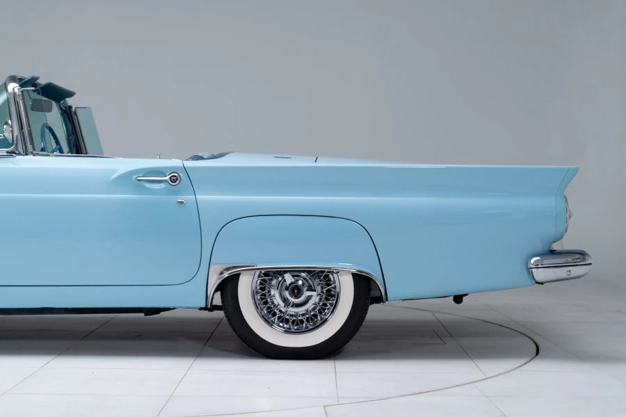 1957 Ford Thunderbird 1st Gen - Image 19 of 31