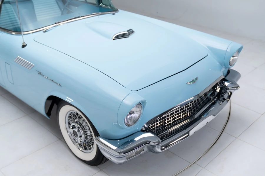 1957 Ford Thunderbird 1st Gen - Image 24 of 31