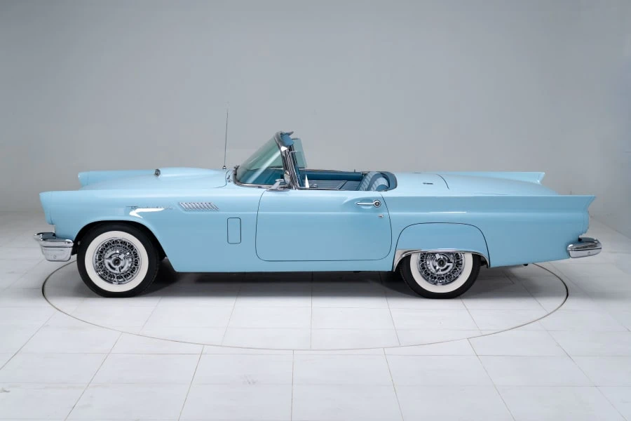 1957 Ford Thunderbird 1st Gen - Image 28 of 31