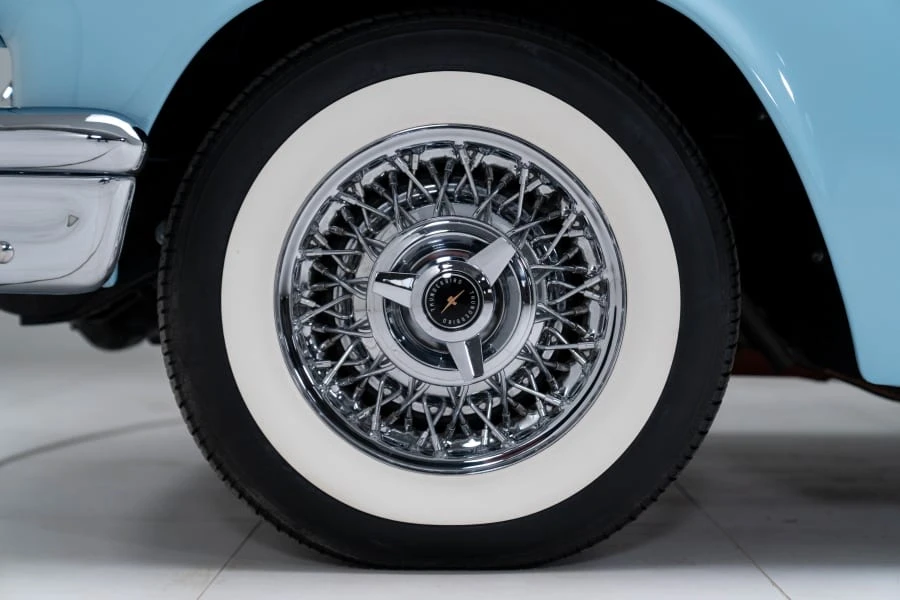 1957 Ford Thunderbird 1st Gen - Image 20 of 31