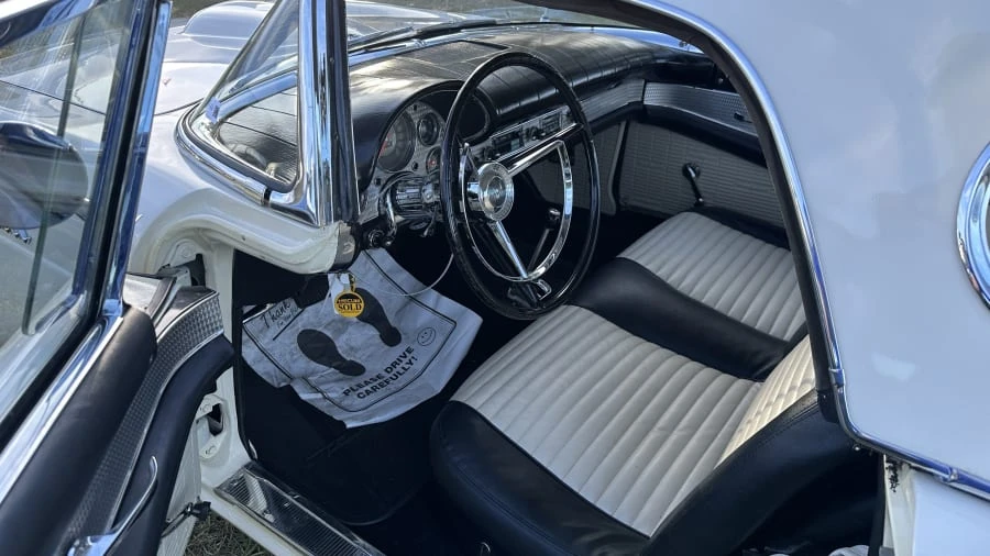 1957 Ford Thunderbird 1st Gen - Image 5 of 6