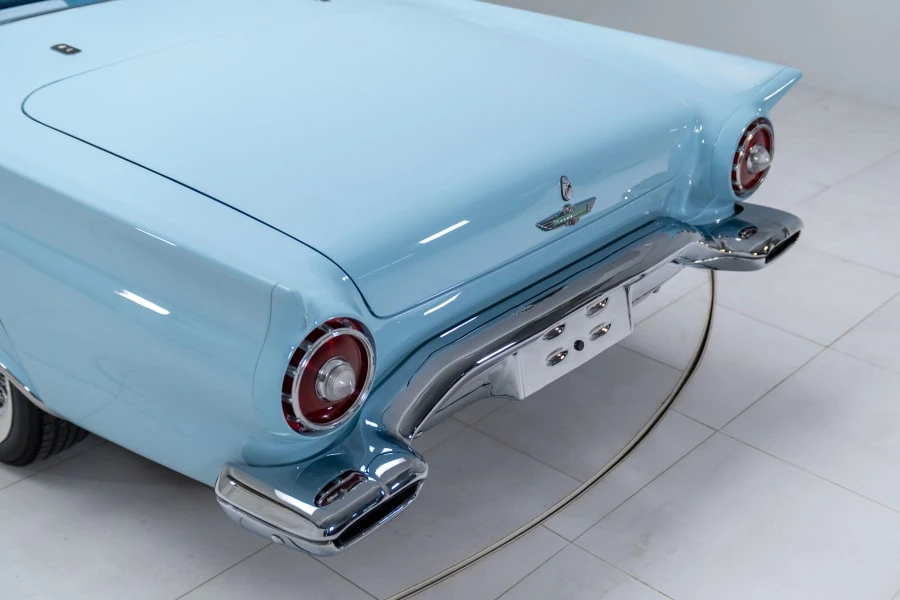 1957 Ford Thunderbird 1st Gen - Image 27 of 31