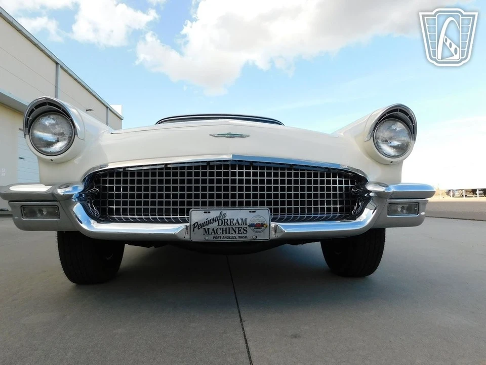 1957 Ford Thunderbird 1st Gen - Image 7 of 12