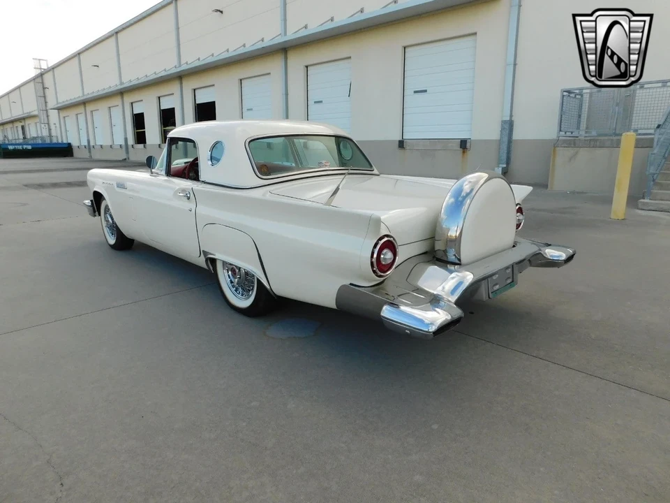 1957 Ford Thunderbird 1st Gen - Image 11 of 12