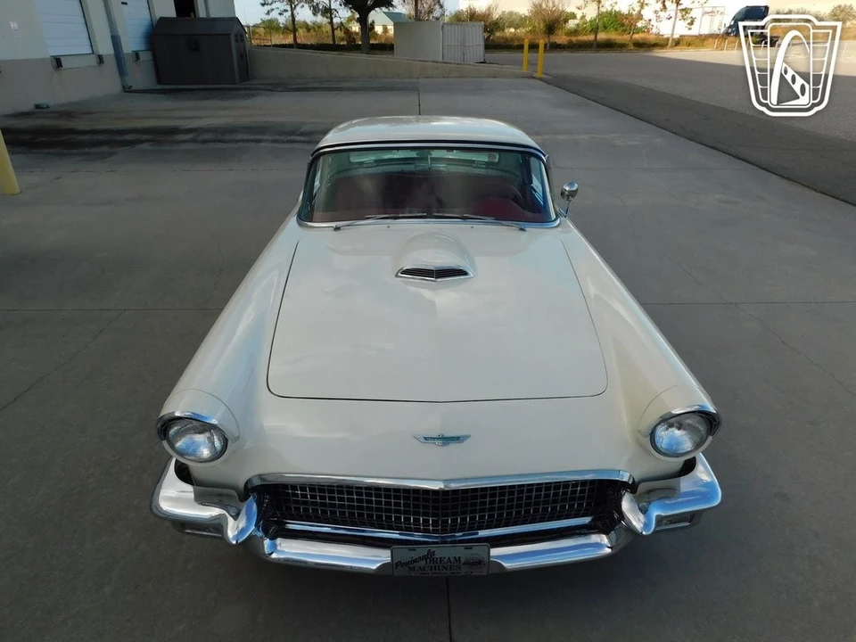 1957 Ford Thunderbird 1st Gen - Image 8 of 12