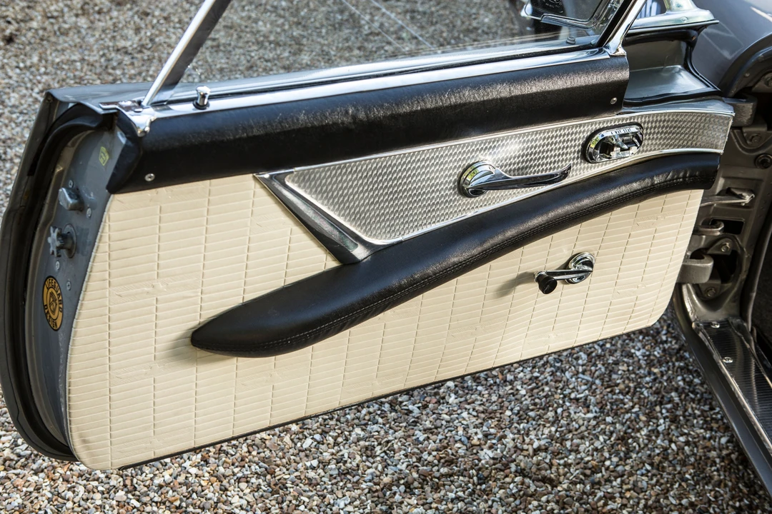 1957 Ford Thunderbird 1st Gen - Image 19 of 30