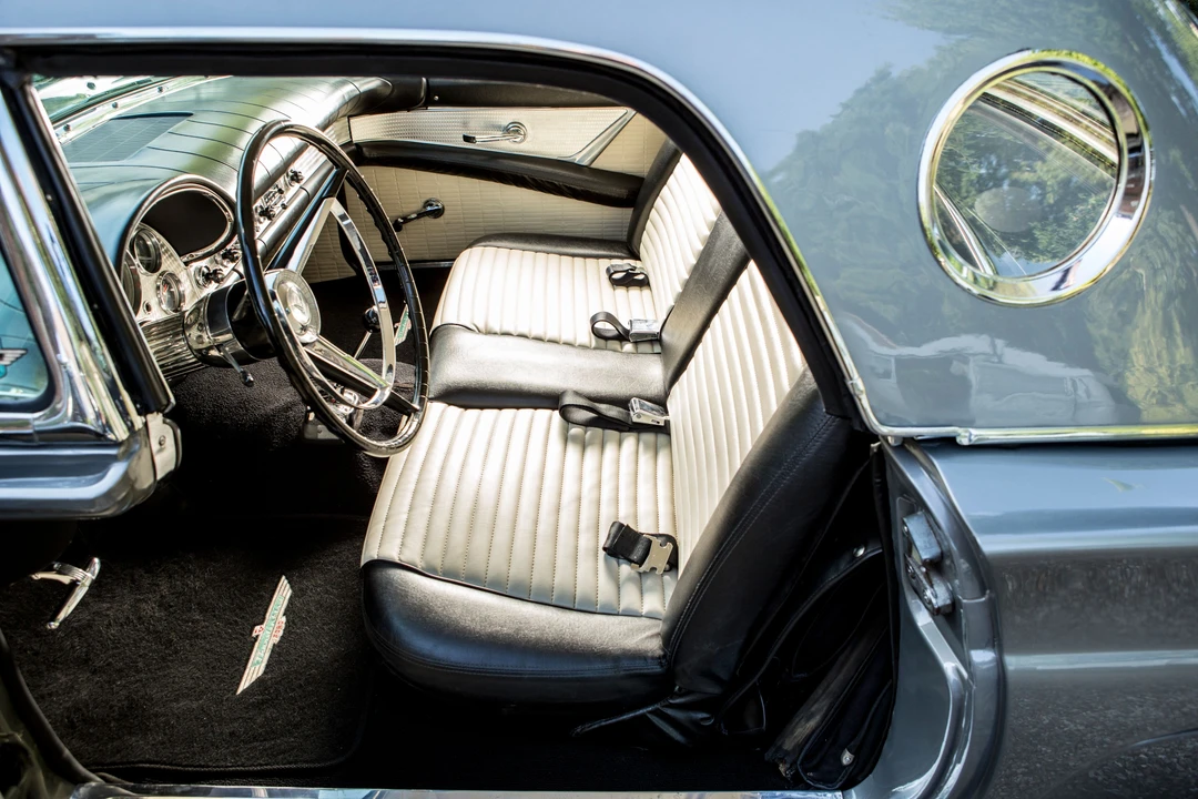 1957 Ford Thunderbird 1st Gen - Image 21 of 30