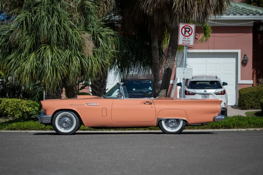 1957 Ford Thunderbird 1st Gen - Image 16 of 30