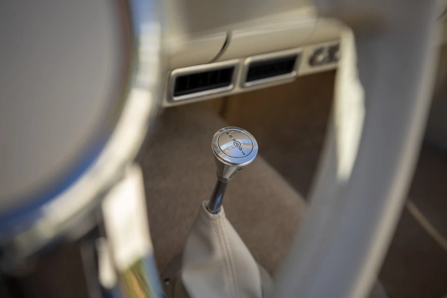 1957 Ford Thunderbird 1st Gen - Image 26 of 30
