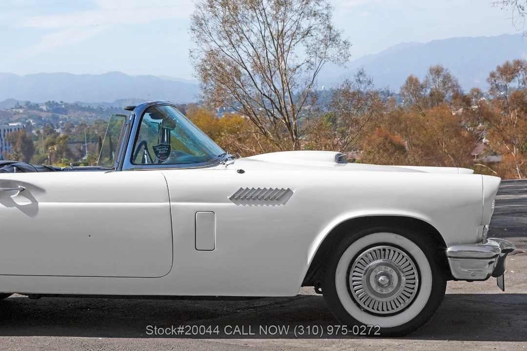 1957 Ford Thunderbird 1st Gen - Image 17 of 31