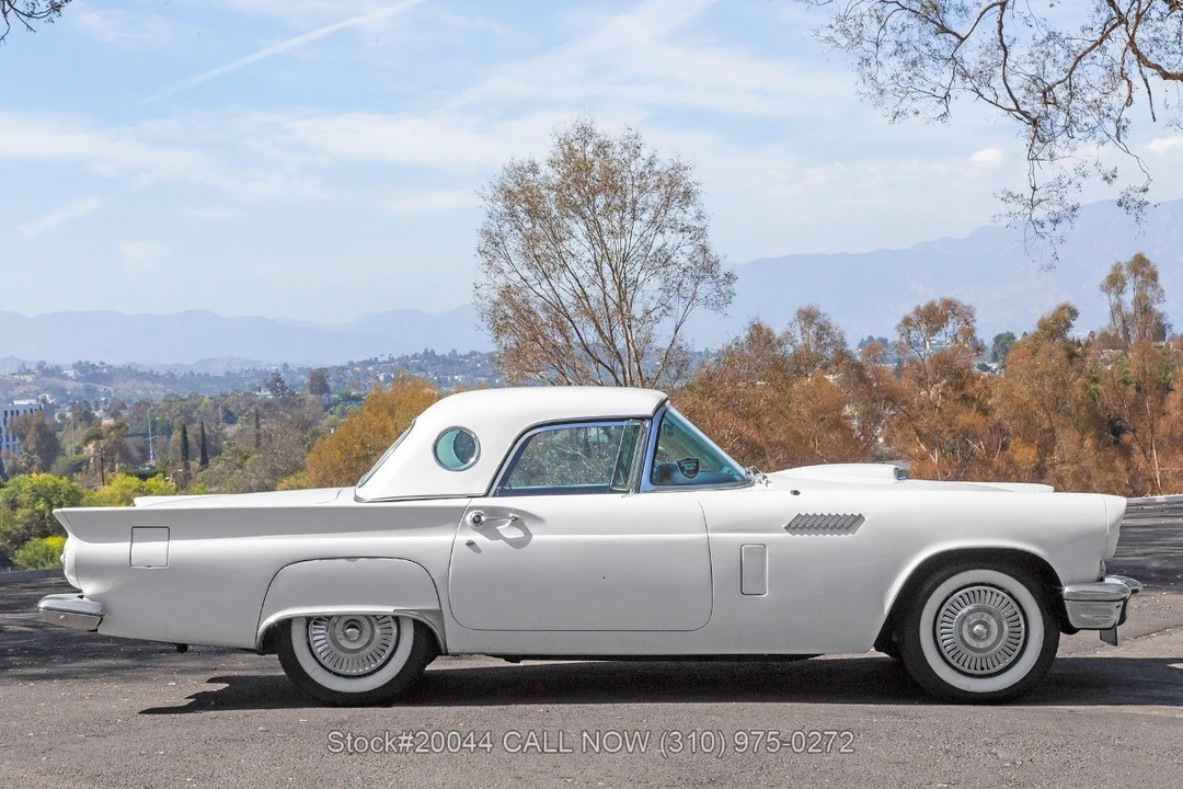 1957 Ford Thunderbird 1st Gen - Image 11 of 31