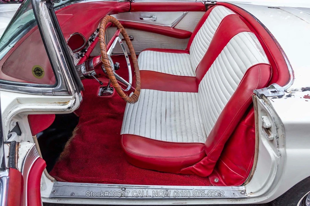 1957 Ford Thunderbird 1st Gen - Image 22 of 31