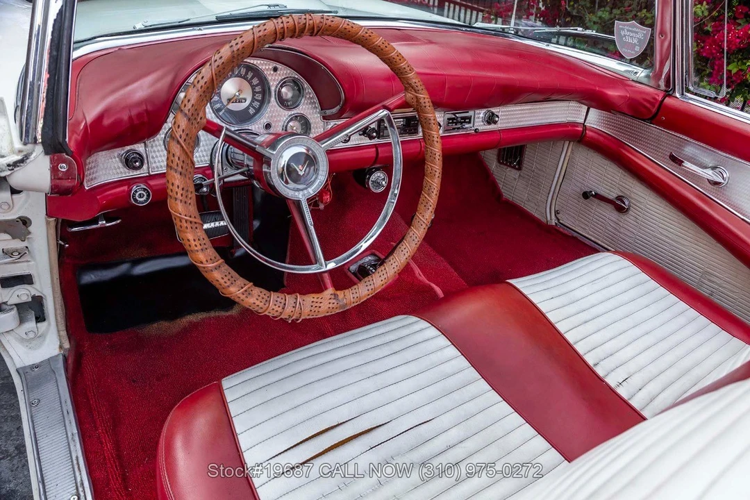 1957 Ford Thunderbird 1st Gen - Image 23 of 31