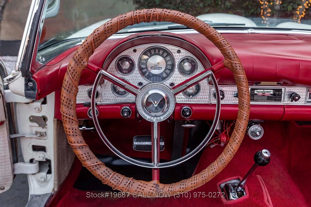 1957 Ford Thunderbird 1st Gen - Image 24 of 31
