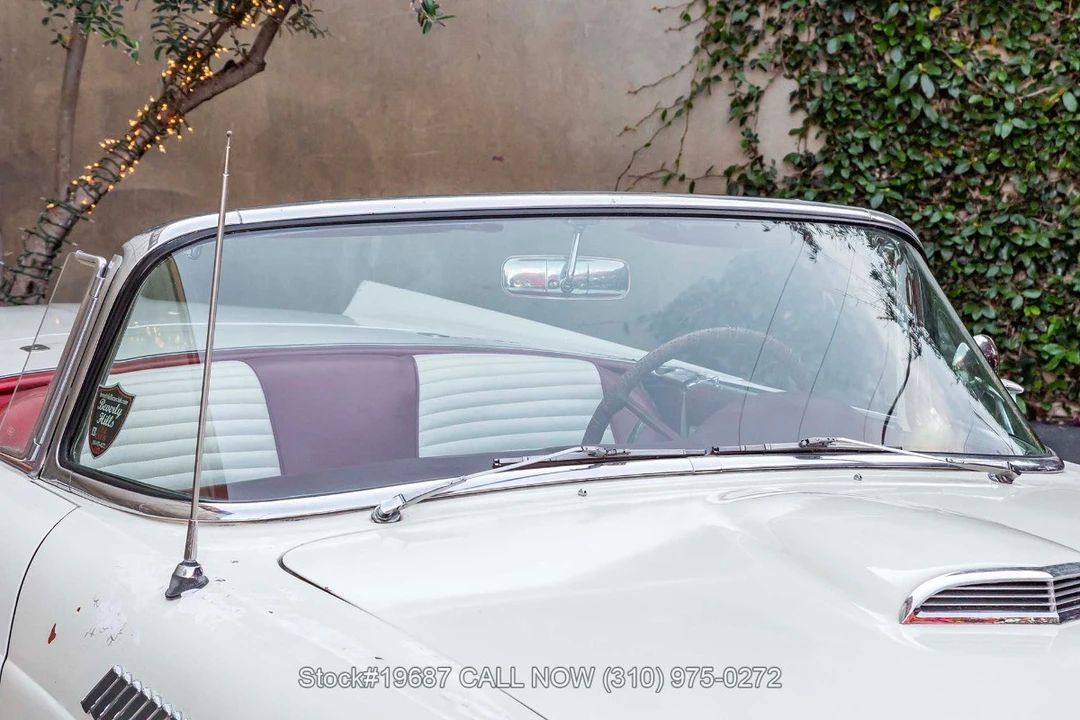 1957 Ford Thunderbird 1st Gen - Image 16 of 31
