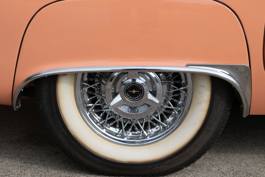 1957 Ford Thunderbird 1st Gen - Image 23 of 31