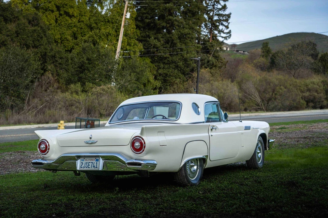 1957 Ford Thunderbird 1st Gen - Image 14 of 31