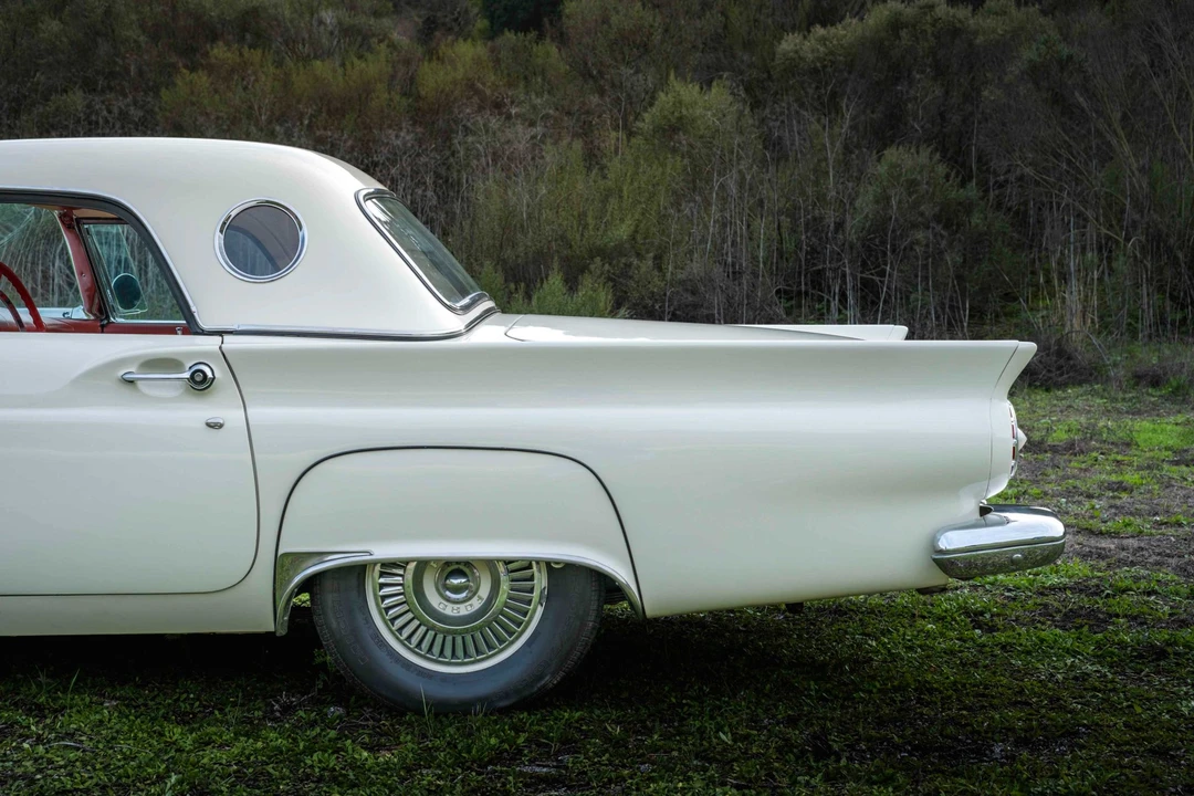 1957 Ford Thunderbird 1st Gen - Image 30 of 31