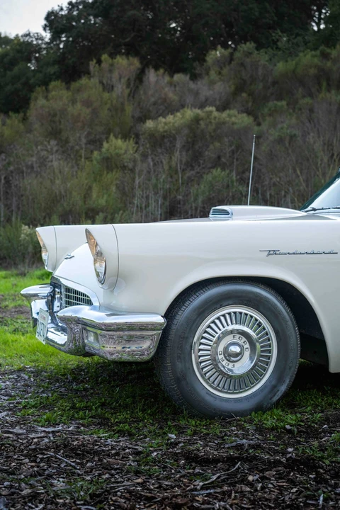 1957 Ford Thunderbird 1st Gen - Image 28 of 31