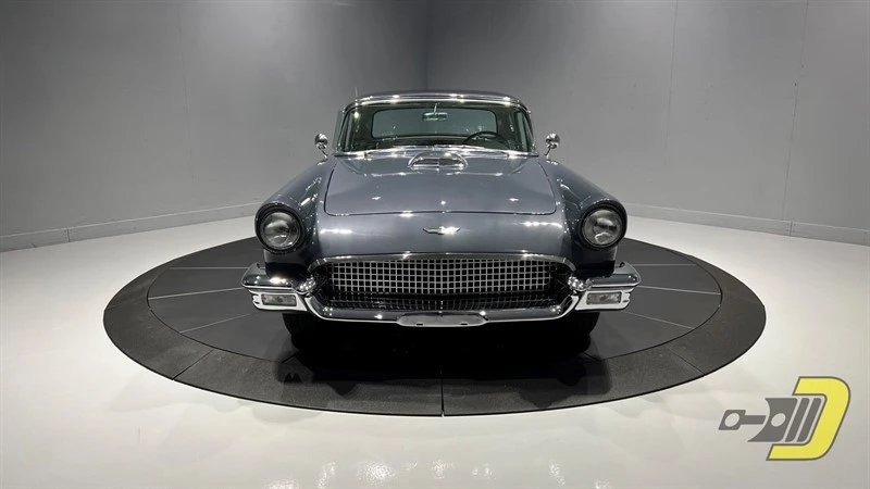 1957 Ford Thunderbird 1st Gen - Image 17 of 21