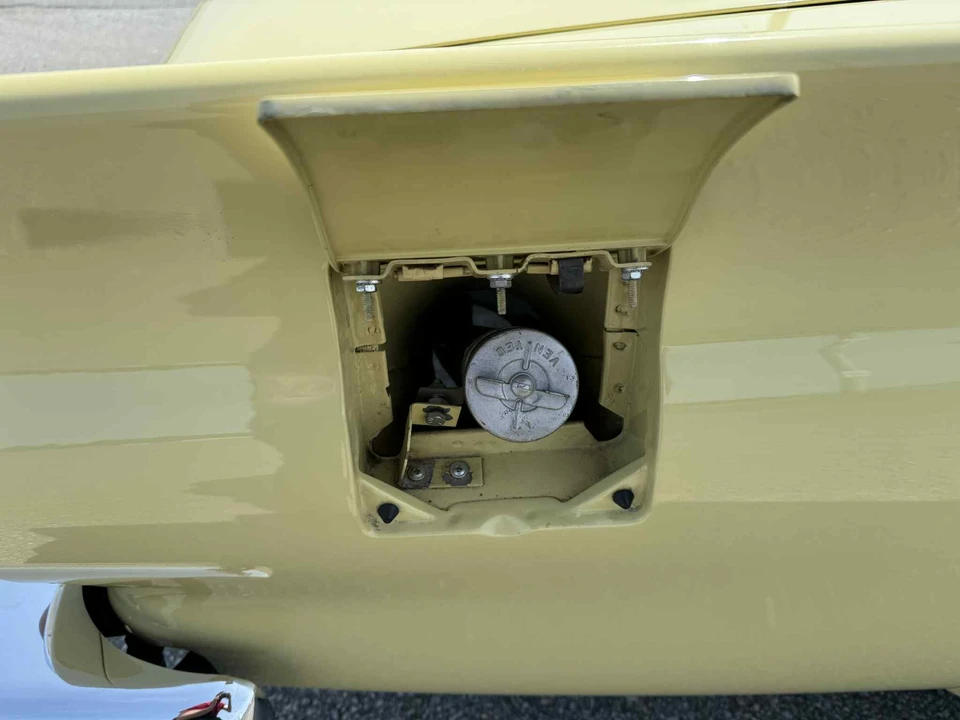 1957 Ford Thunderbird 1st Gen - Image 20 of 31