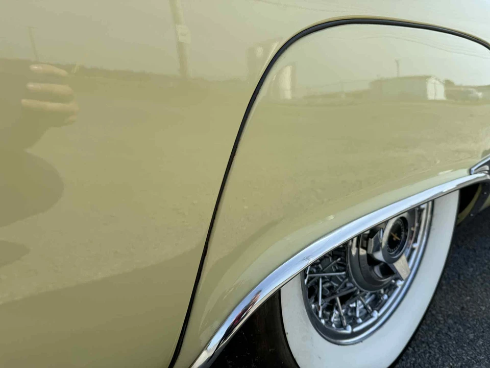 1957 Ford Thunderbird 1st Gen - Image 23 of 31