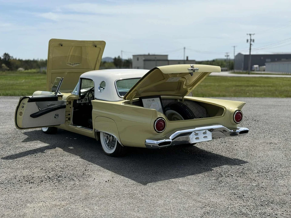 1957 Ford Thunderbird 1st Gen - Image 11 of 31