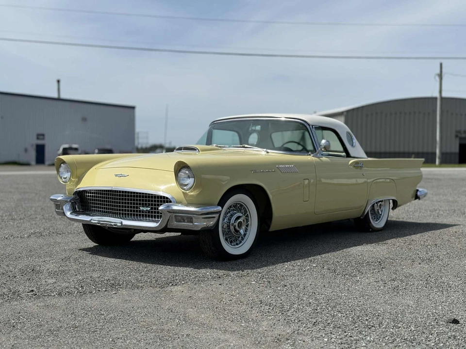 1957 Ford Thunderbird 1st Gen - Image 3 of 31