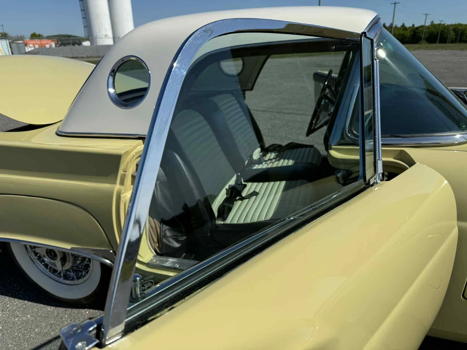 1957 Ford Thunderbird 1st Gen - Image 31 of 31