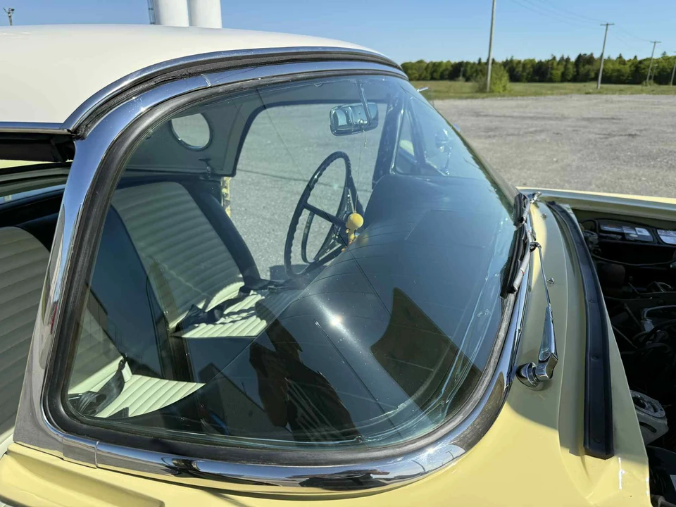 1957 Ford Thunderbird 1st Gen - Image 29 of 31
