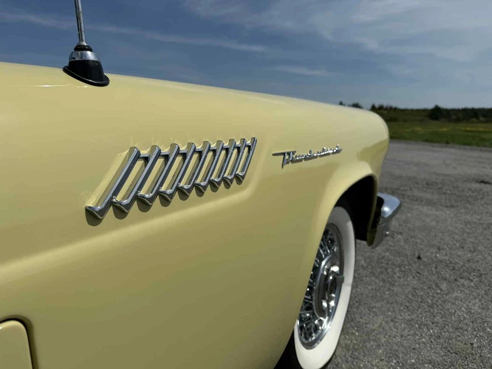 1957 Ford Thunderbird 1st Gen - Image 14 of 31