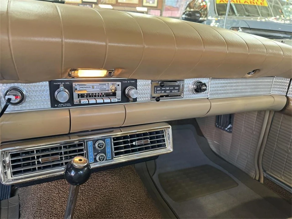 1957 Ford Thunderbird 1st Gen - Image 17 of 31