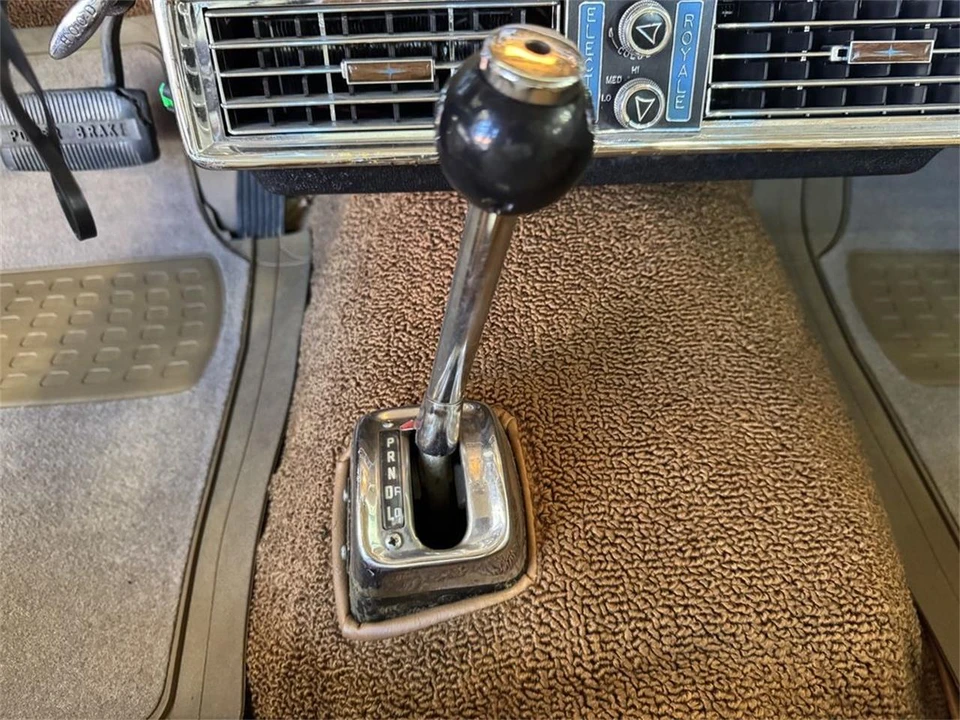 1957 Ford Thunderbird 1st Gen - Image 18 of 31