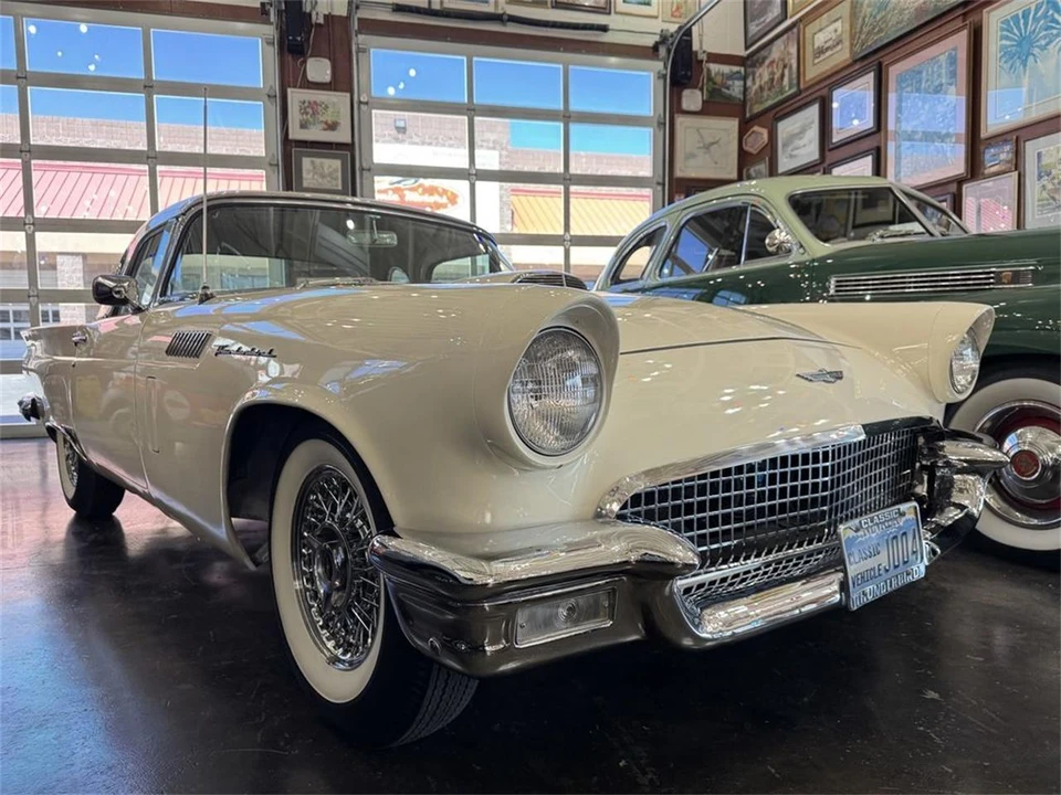 1957 Ford Thunderbird 1st Gen - Image 3 of 31