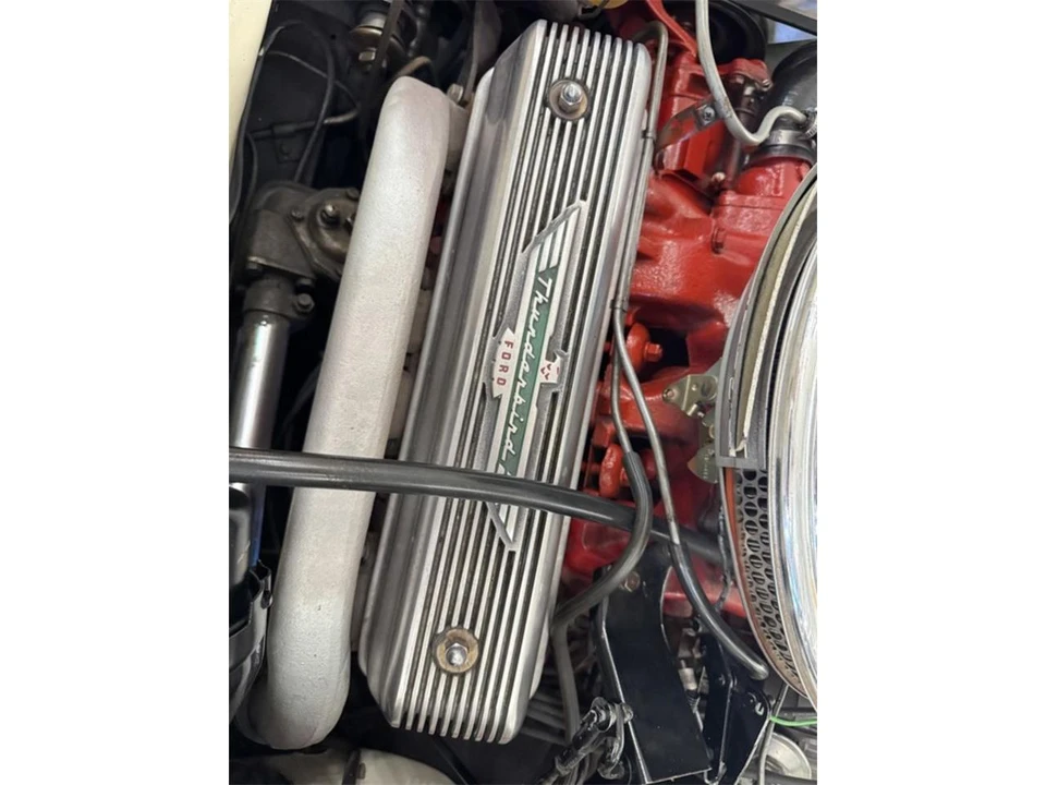 1957 Ford Thunderbird 1st Gen - Image 21 of 31