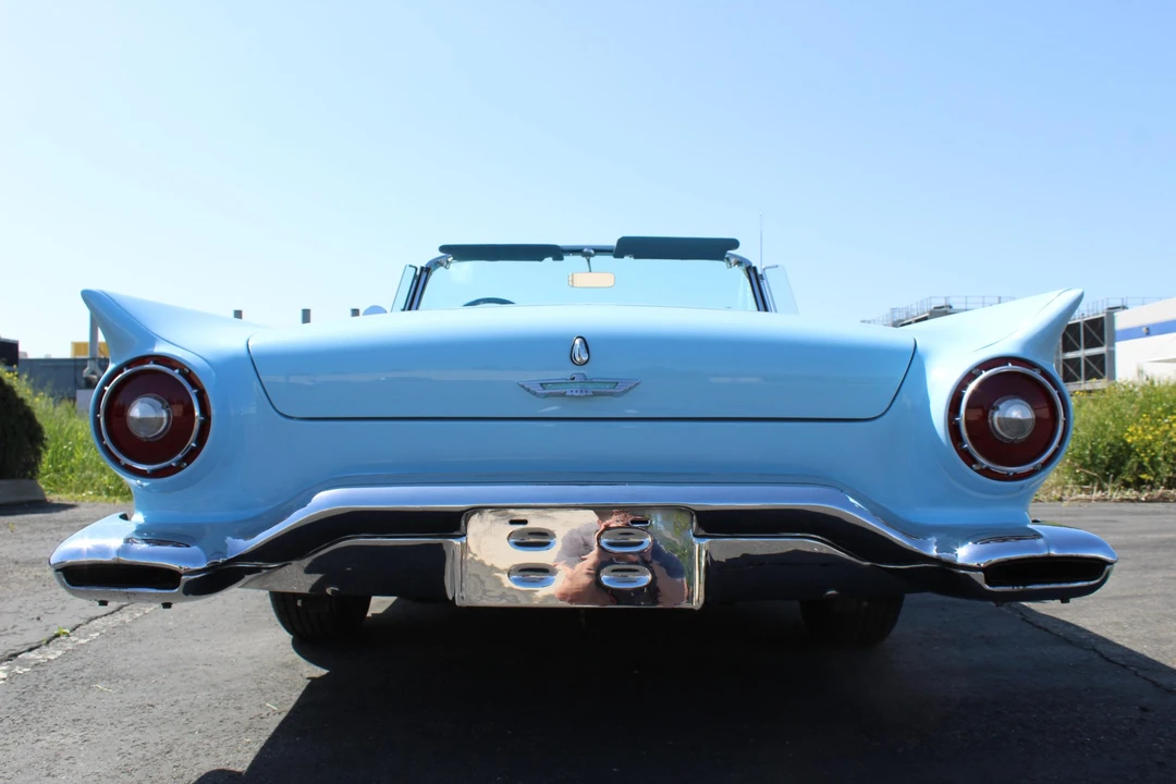 1957 Ford Thunderbird 1st Gen - Image 17 of 31