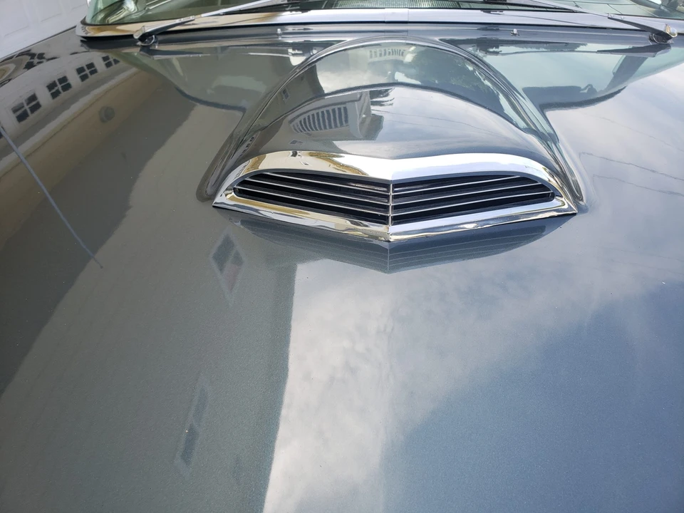 1957 Ford Thunderbird 1st Gen - Image 29 of 31