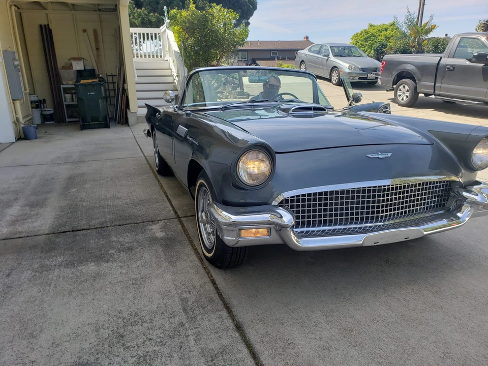 1957 Ford Thunderbird 1st Gen - Image 24 of 31