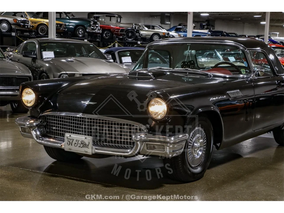 1957 Ford Thunderbird 1st Gen - Image 22 of 31