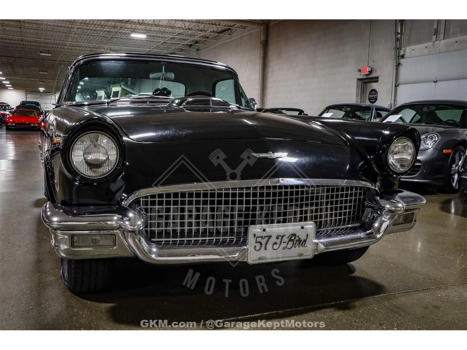 1957 Ford Thunderbird 1st Gen - Image 18 of 31