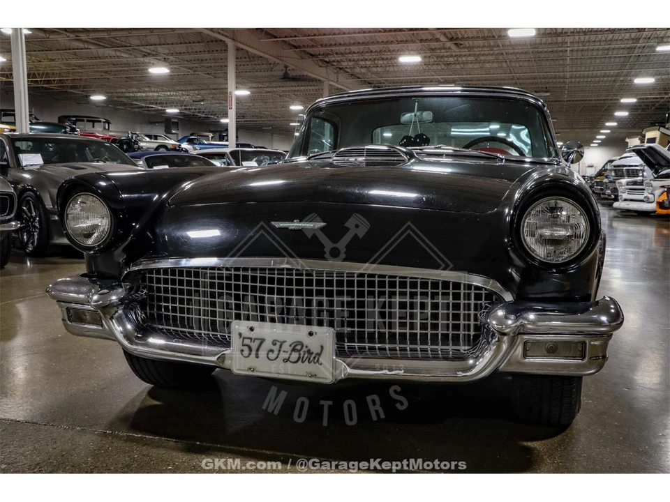 1957 Ford Thunderbird 1st Gen - Image 19 of 31