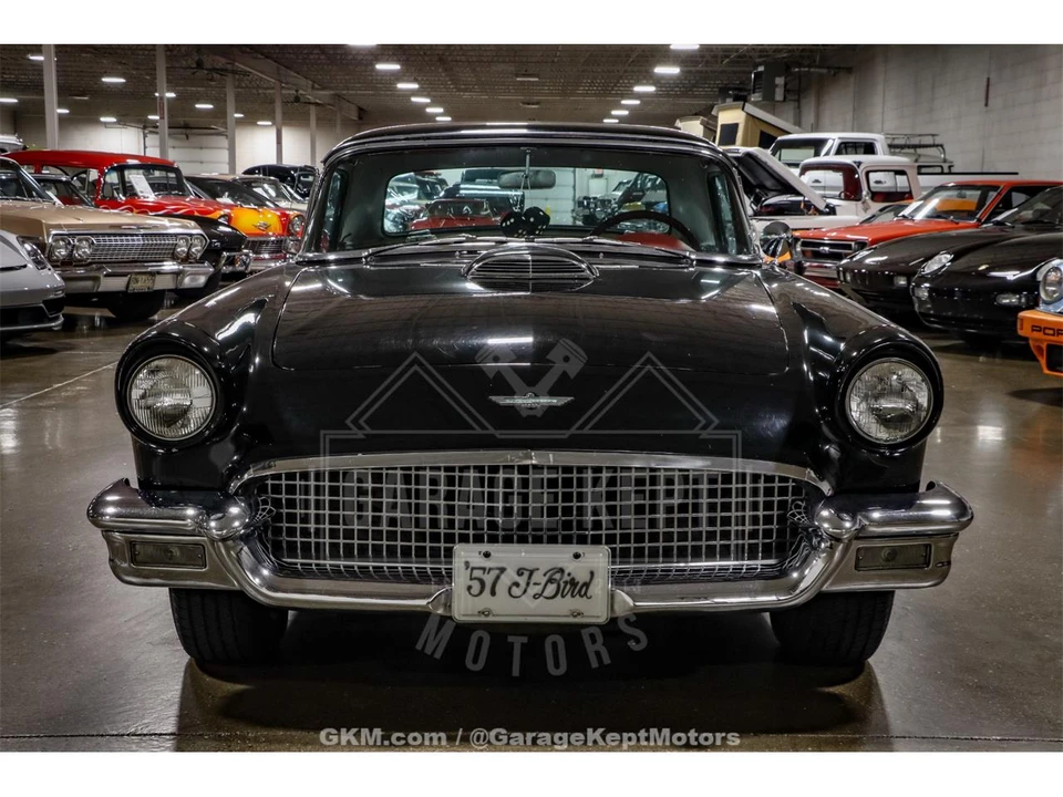 1957 Ford Thunderbird 1st Gen - Image 20 of 31