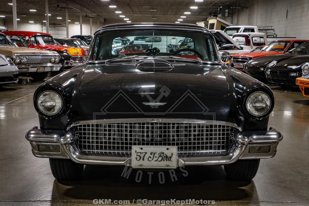 1957 Ford Thunderbird 1st Gen - Image 21 of 31