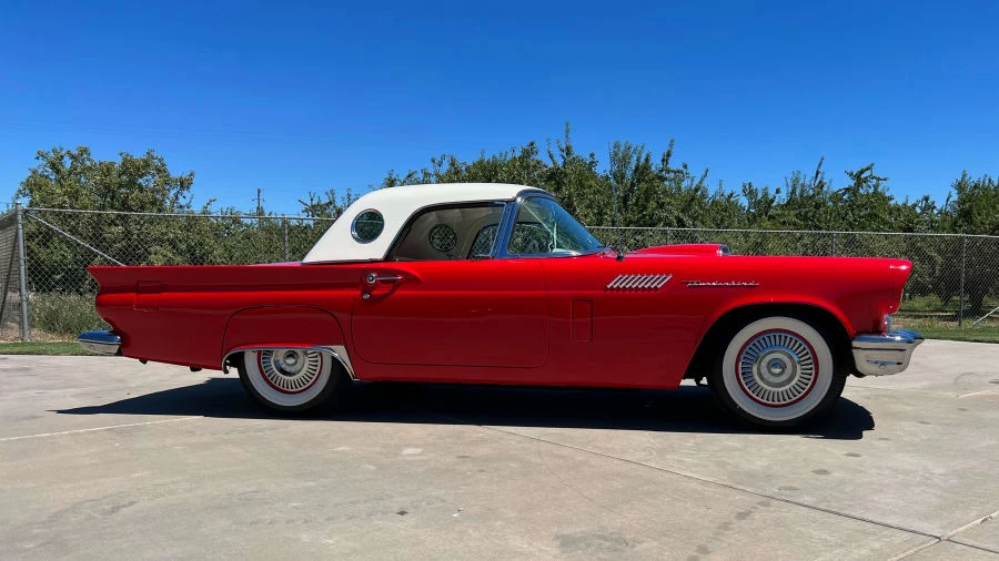 1957 Ford Thunderbird 1st Gen - Image 2 of 9