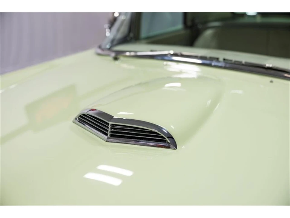 1957 Ford Thunderbird 1st Gen - Image 19 of 31