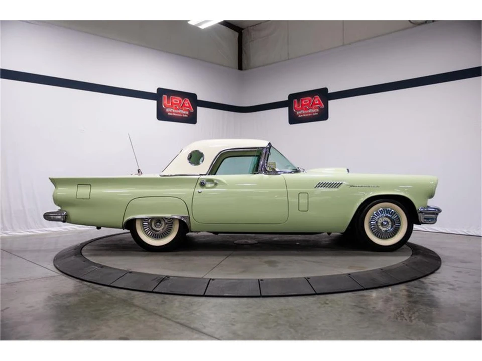 1957 Ford Thunderbird 1st Gen - Image 11 of 31