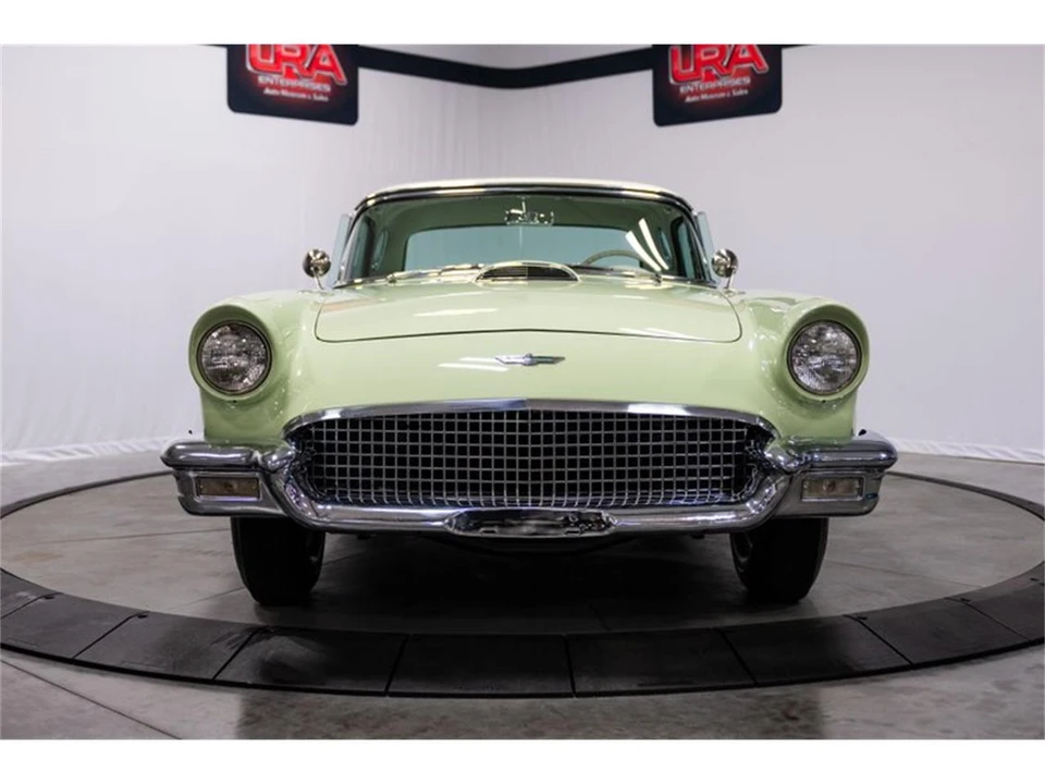 1957 Ford Thunderbird 1st Gen - Image 2 of 31